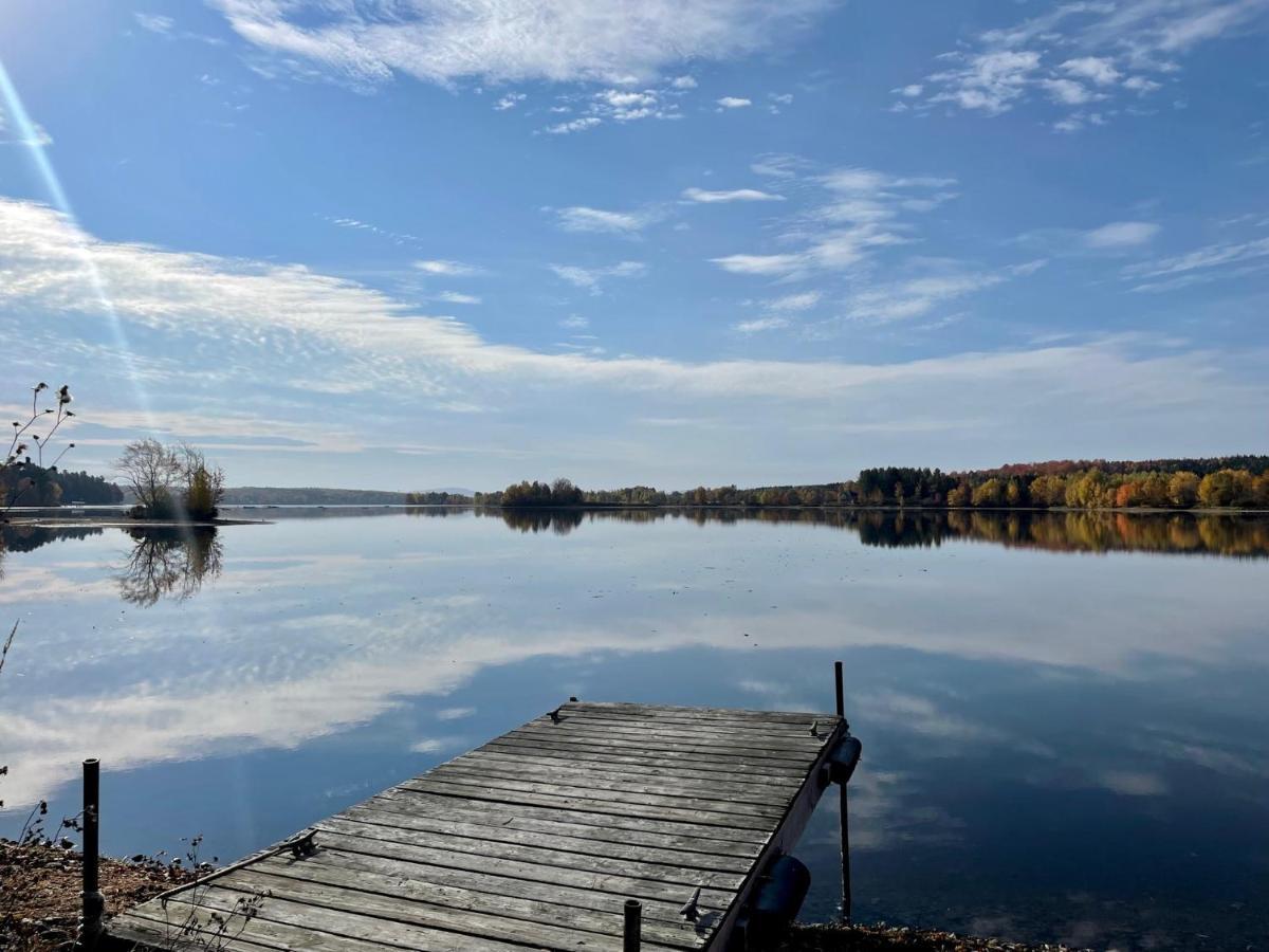 Auberge L'Intermede Du Lac Disraeli Exteriör bild